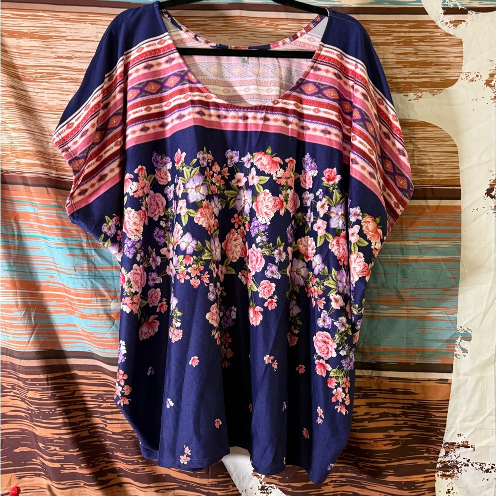 Floral Navy Women's Top - Size 3X